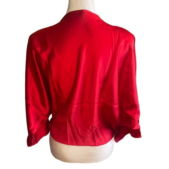 Renee C Twist Satin Cropped Blouse Size Medium NWT - Picture 5 of 9
